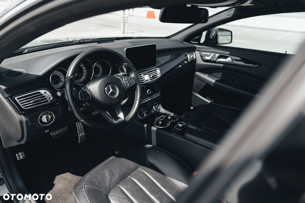 Mercedes-Benz CLS 500 4-Matic 7G-TRONIC - 10