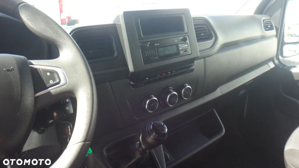 Renault Master - 10
