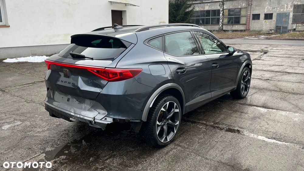 Cupra Formentor 1.4 e-Hybrid DSG Priority - 5