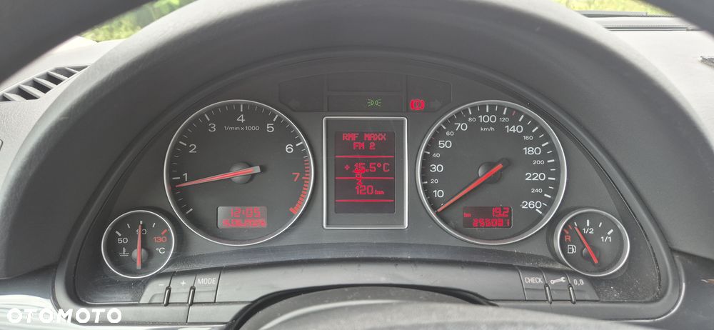 Audi A4 Avant 1.8T - 15