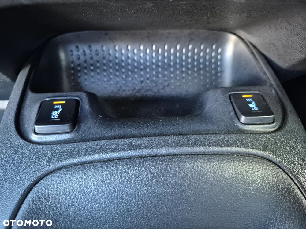 Toyota Corolla 1.8 Hybrid Comfort - 18