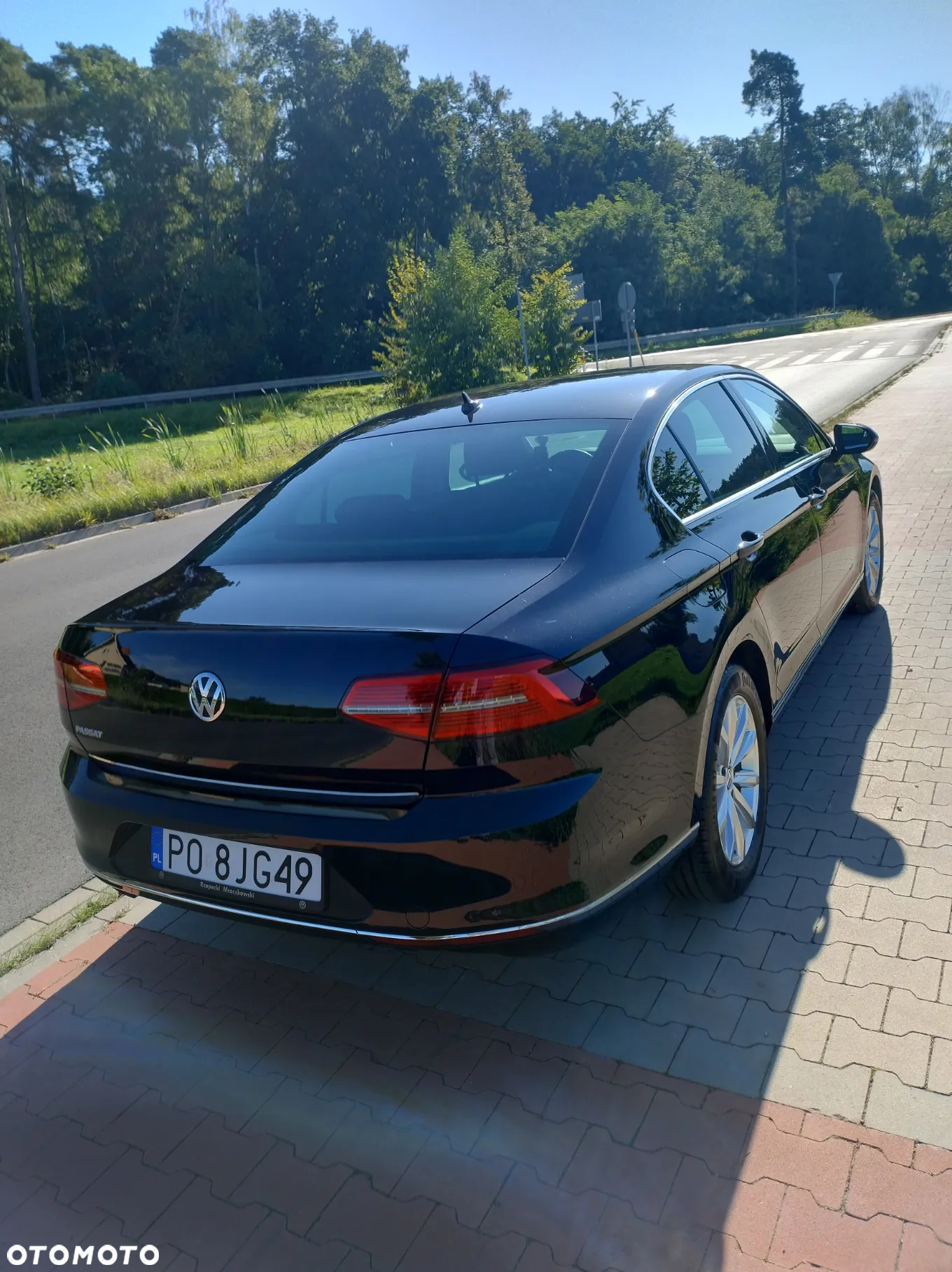 Volkswagen Passat - 10