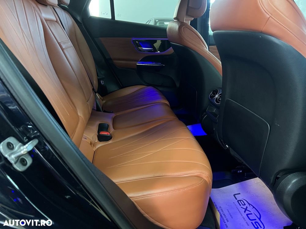 Mercedes-Benz GLC 220 d 4Matic 9G-TRONIC AMG Line Advanced - 16