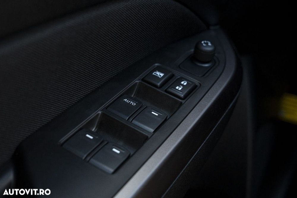 Suzuki Vitara - 24
