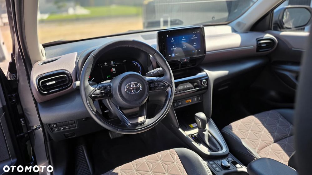 Toyota Yaris Cross Hybrid 1.5 Executive 4x4 - 17