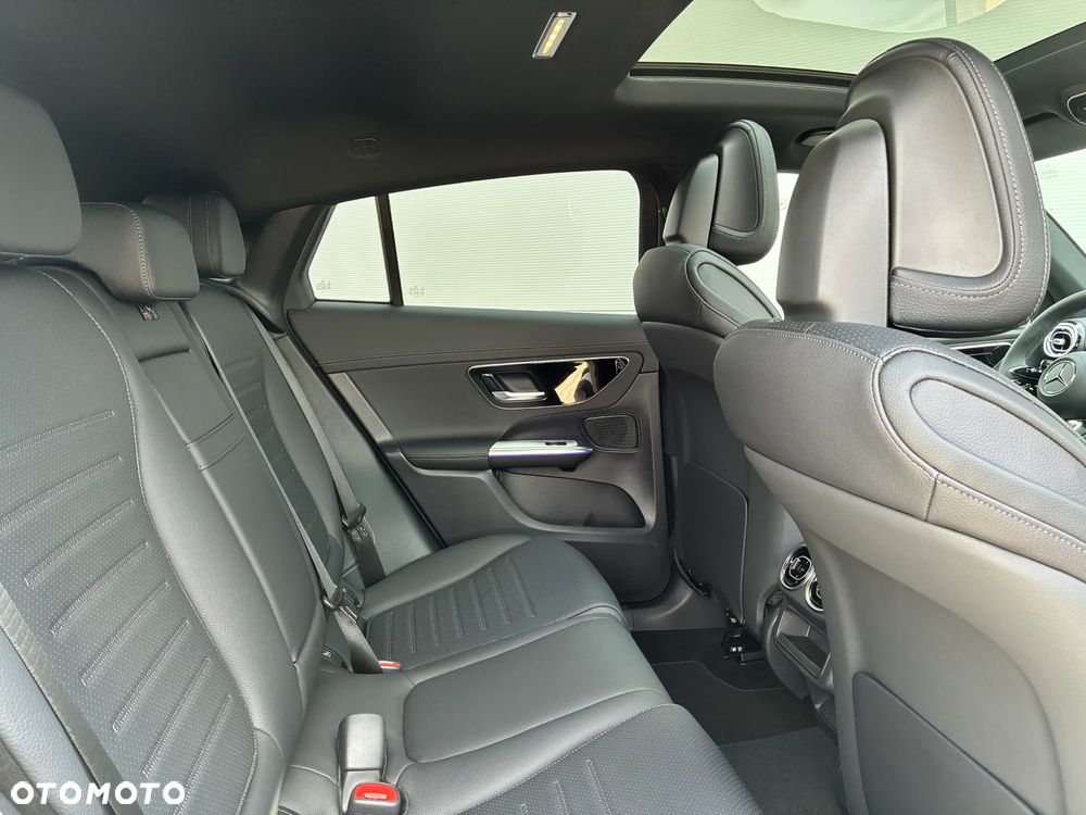 Mercedes-Benz GLC 220 d mHEV 4-Matic AMG Line - 6