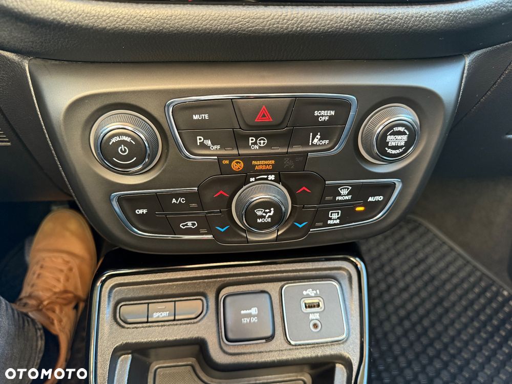 Jeep Compass 1.3 TMair Limited FWD S&S DDCT - 26