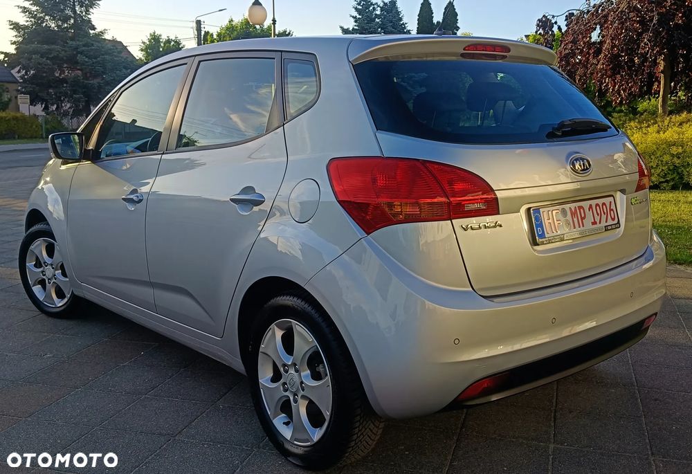 Kia Venga 1.4 CVVT Dream-Team Edition - 3