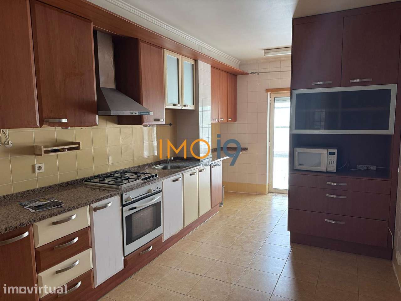 Apartamento T4 - centro de Fátima - Grande imagem: 3/9