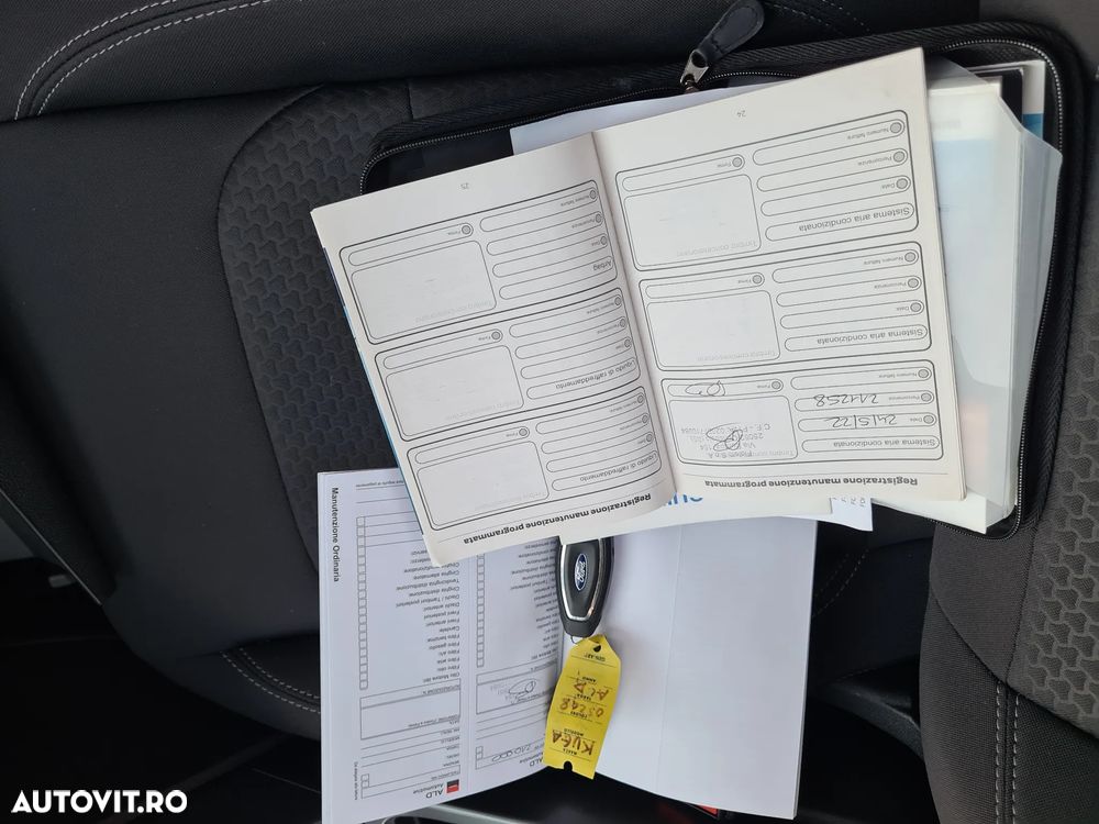 Ford Kuga 1.5 TDCi 2WD Trend - 23