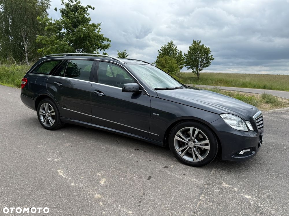 Mercedes-Benz Klasa E 350 T CDI DPF BlueEFFICIENCY 7G-TRONIC Avantgarde - 11