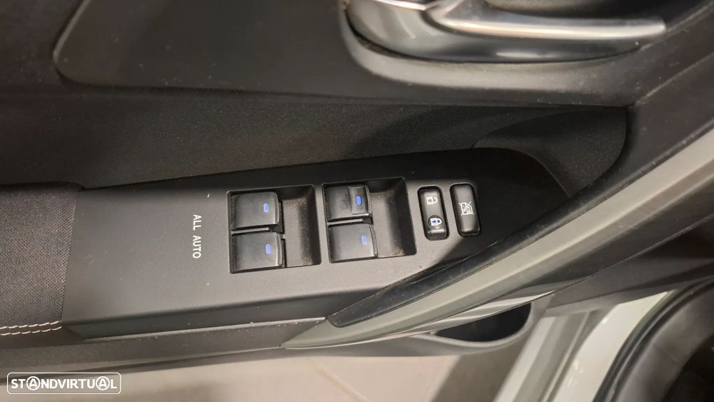 Toyota Auris - 18