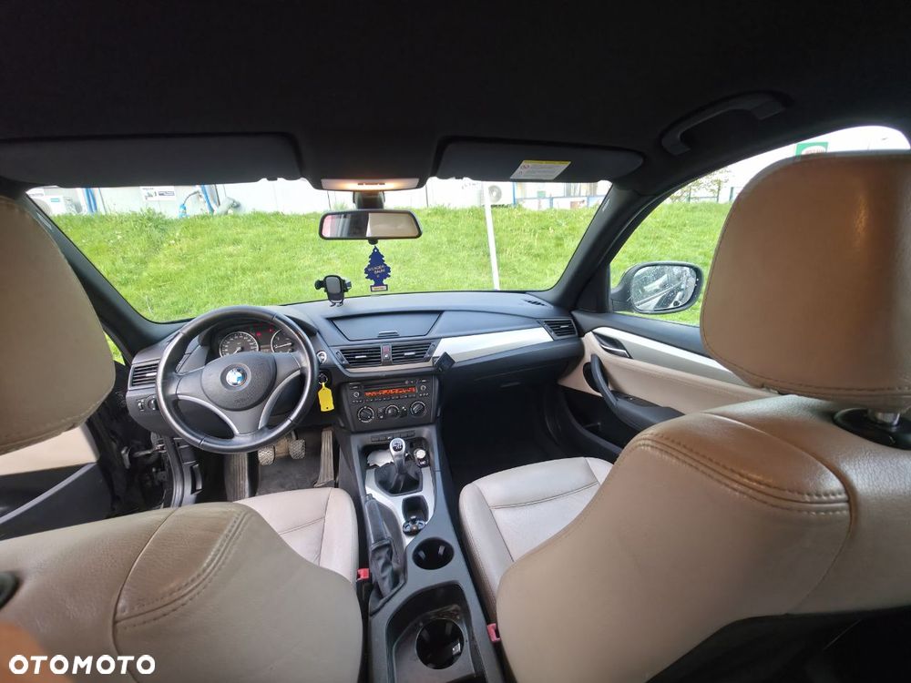 BMW X1 sDrive18i - 8