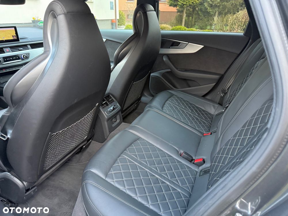 Audi A4 Avant 40 TDI Quattro S Line S tronic - 20