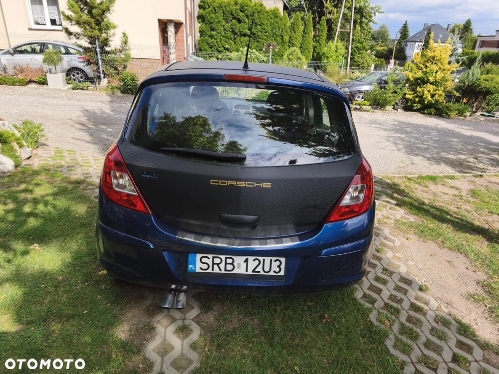 Opel Corsa 1.2 16V Cosmo - 3