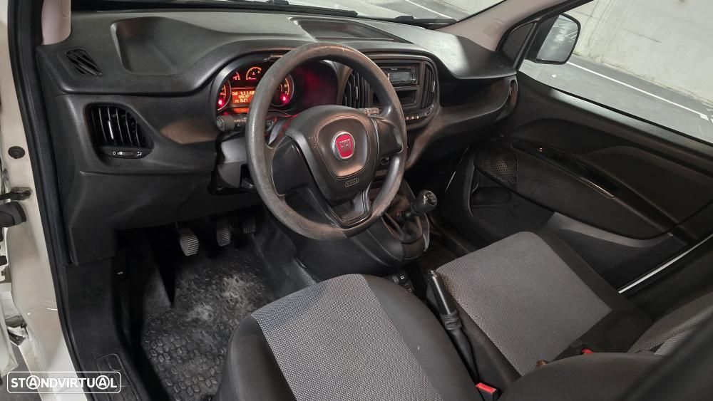 Fiat Doblo 1.6 M-JET 3 Lug. Maxi - 11