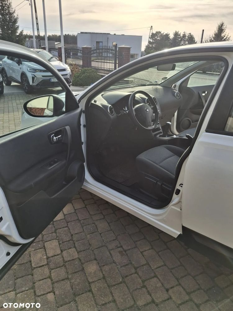 Nissan Qashqai 1.6 visia - 8