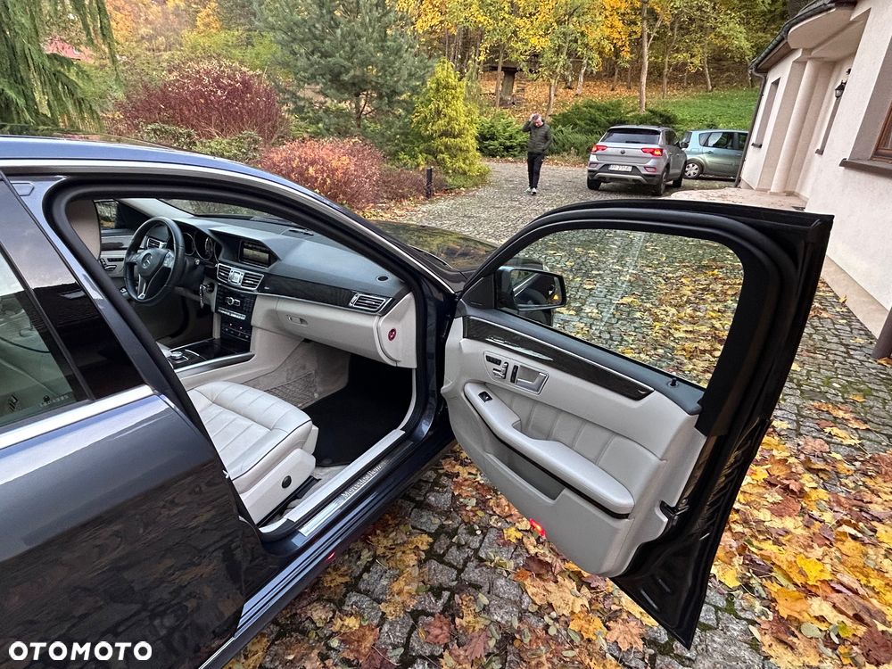 Mercedes-Benz Klasa E - 15