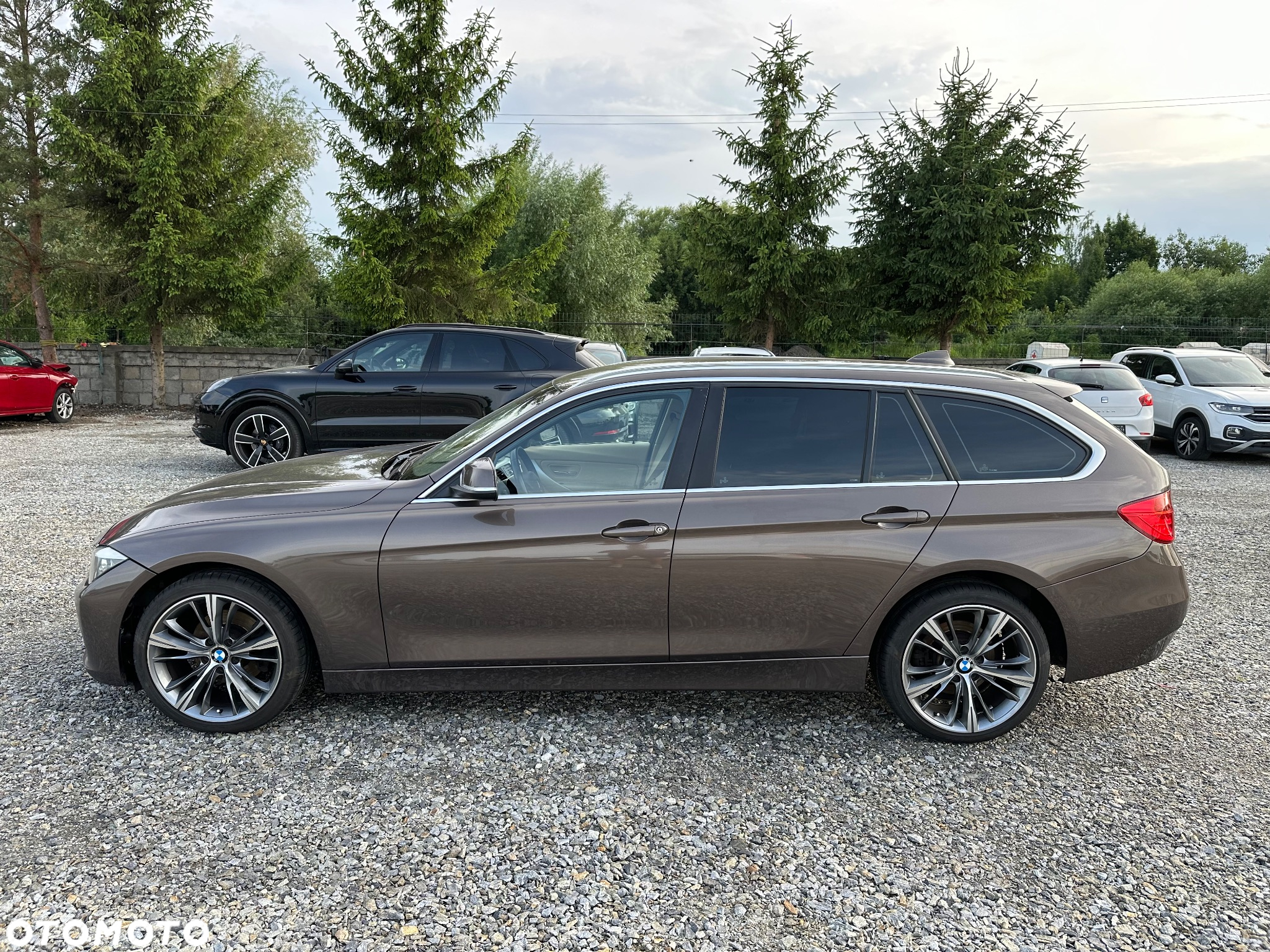 BMW Seria 3 320d Efficient Dynamics Luxury Line - 2