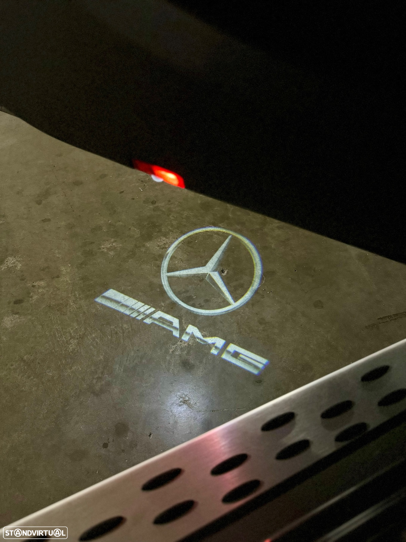 Mercedes-Benz GLC 300 Coupe de 4Matic 9G-TRONIC AMG Line Plus - 40