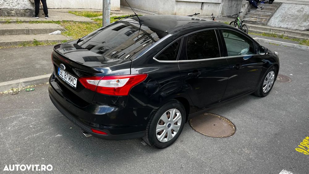 Ford Focus 1.6 EcoBoost Start-Stopp-System Titanium - 10