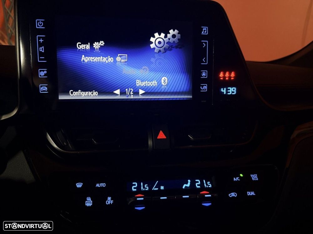 Toyota C-HR 1.2T Comfort+P.Style - 11