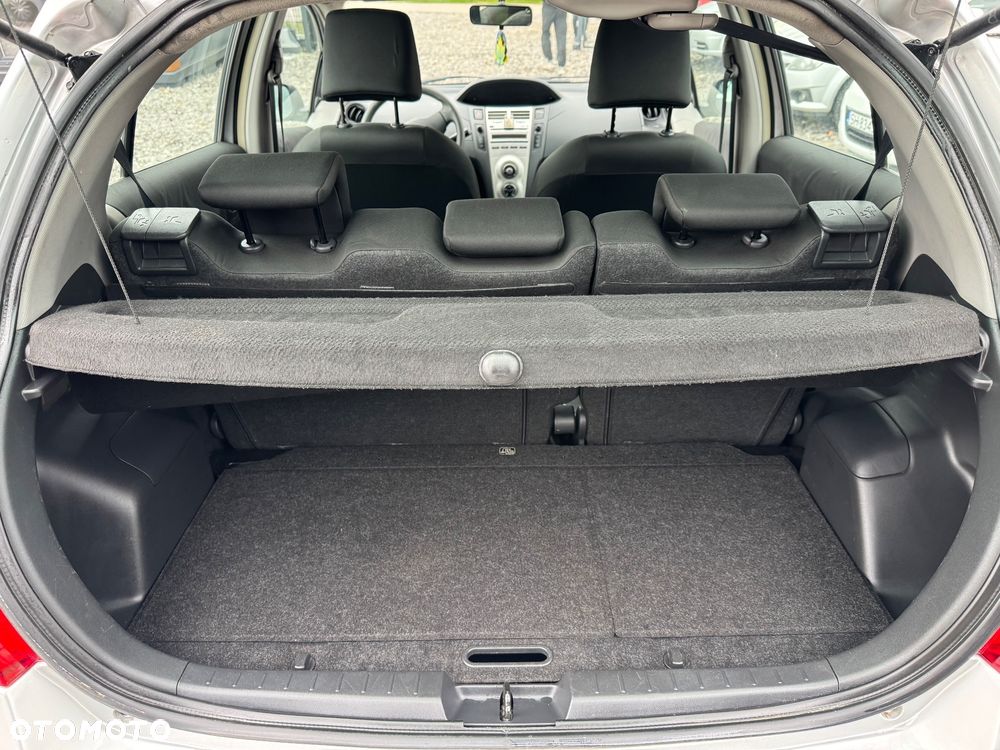 Toyota Yaris 1.0 Luna - 22