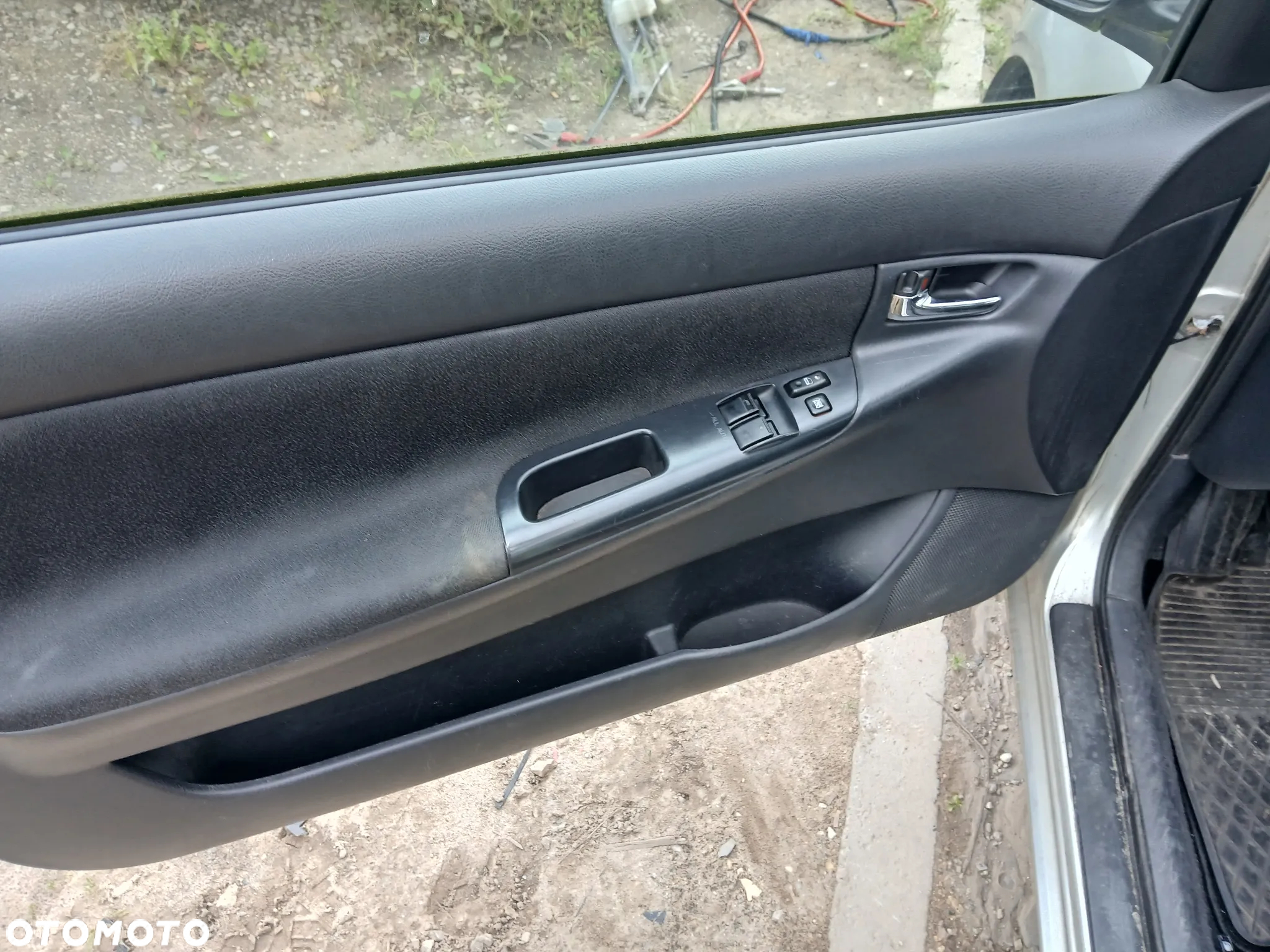 toyota corolla E12 3D 1C0 fotel fotele kanapa deska kokpit podsufitka boczek boczki klamka - 3
