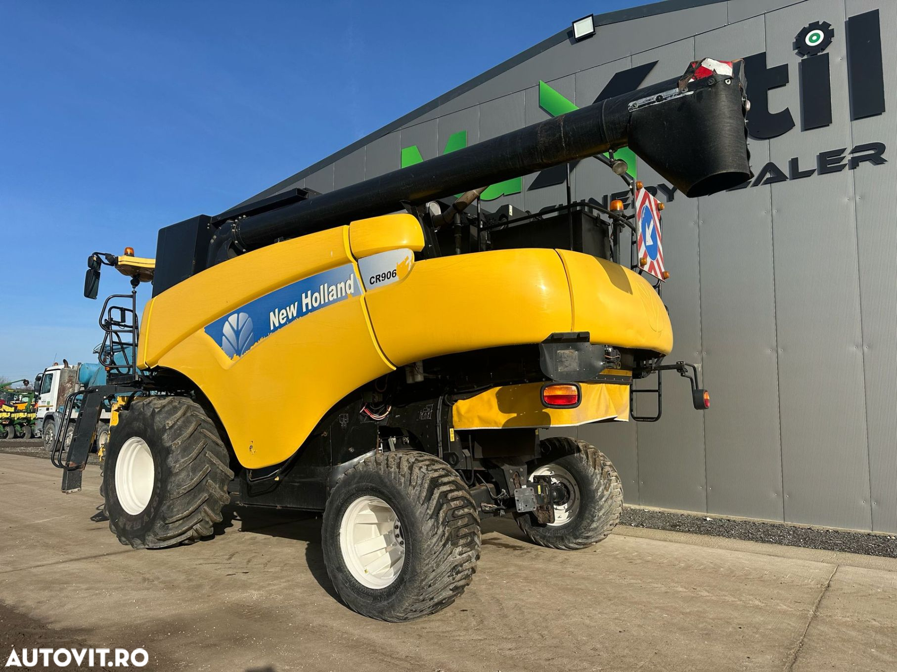 New Holland CR9060 Combina Agricola - 7