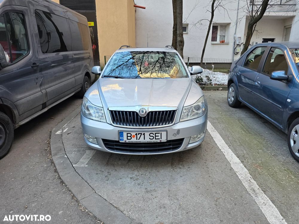 Skoda Octavia 1.6 TDI Business DSG - 1