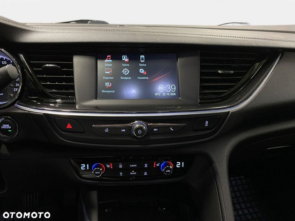 Opel Insignia - 26