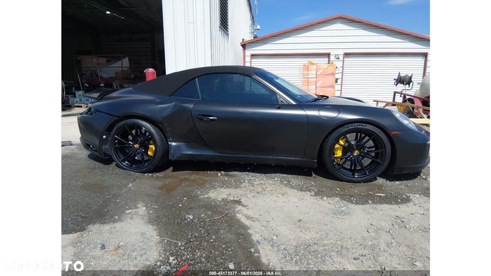 Porsche 911 Carrera 4S PDK - 6