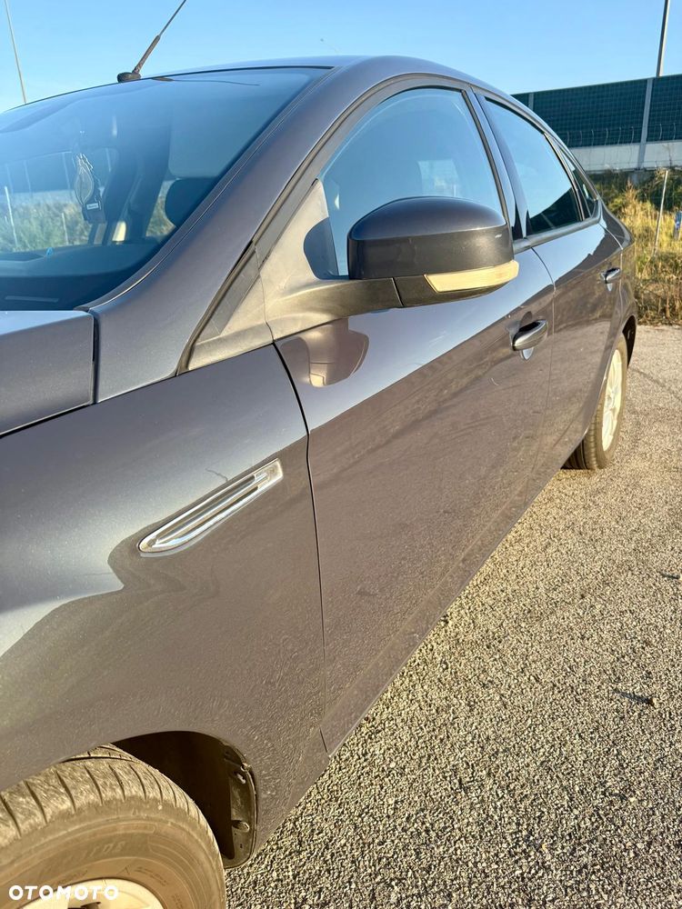 Ford Mondeo - 15