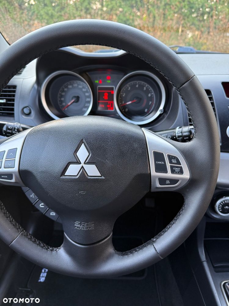 Mitsubishi Lancer 1.8 Intense - 23