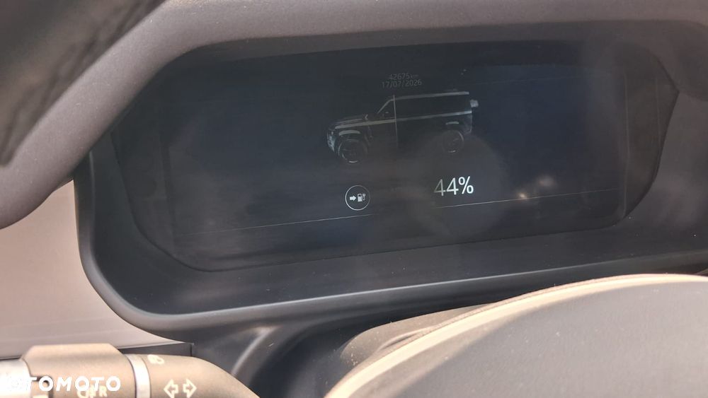 Land Rover Defender 2.0 P300e PHEV X-Dynamic SE - 12