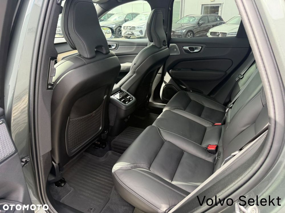Volvo XC 60 - 24
