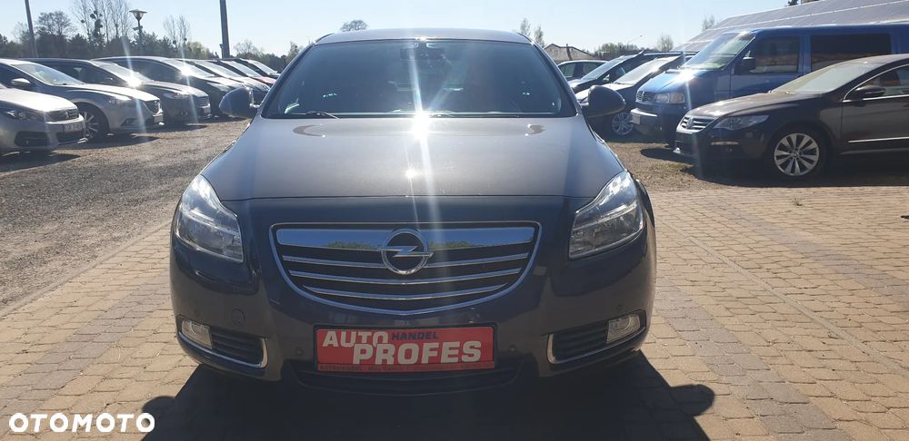 Opel Insignia - 1