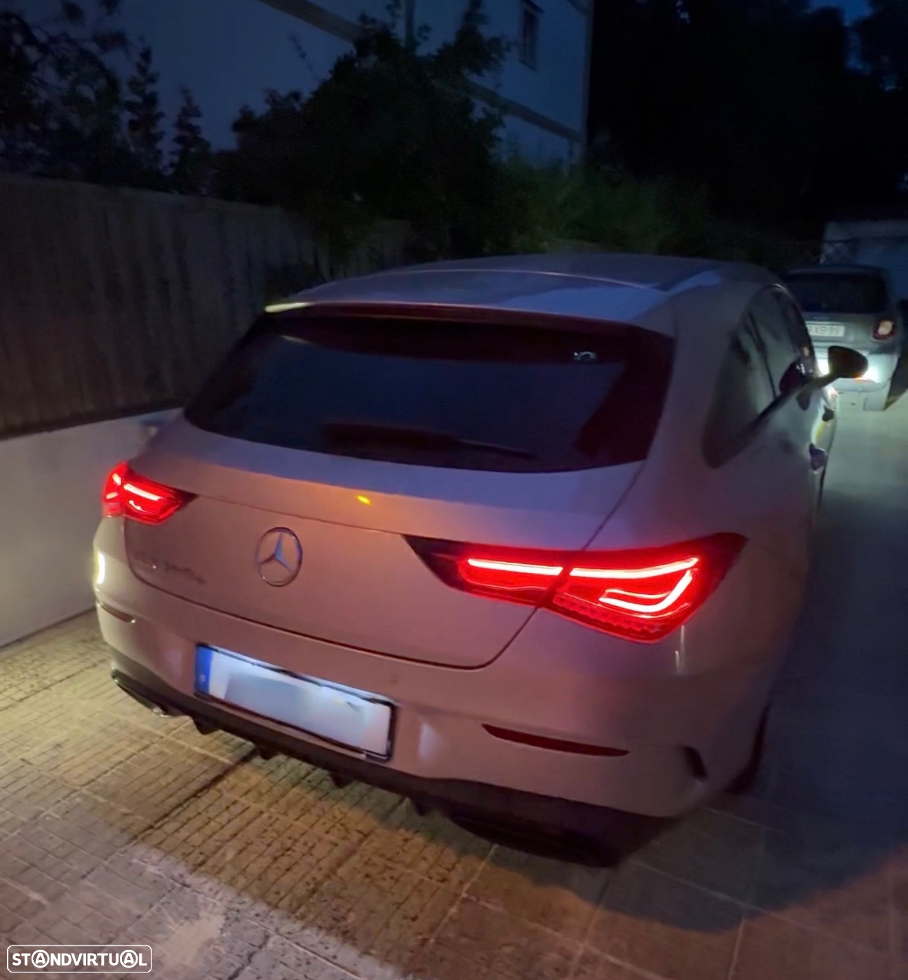 Mercedes-Benz CLA 250 e Shooting Brake AMG Line - 20