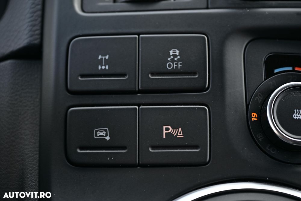 Volkswagen Multivan - 37