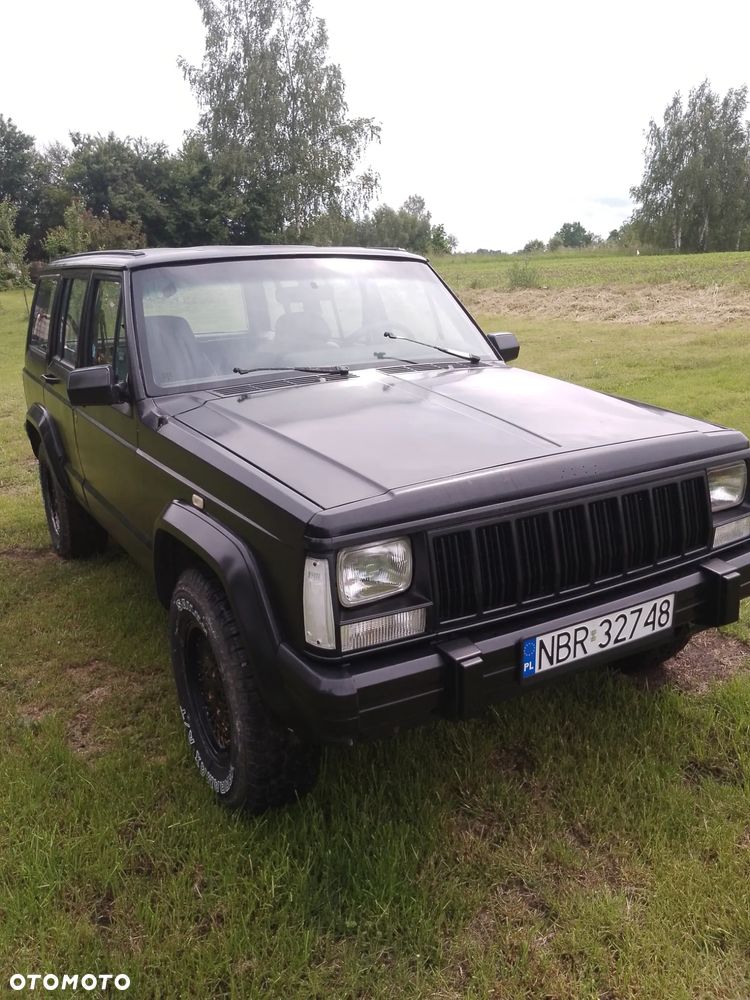 Jeep Cherokee 4.0 - 1