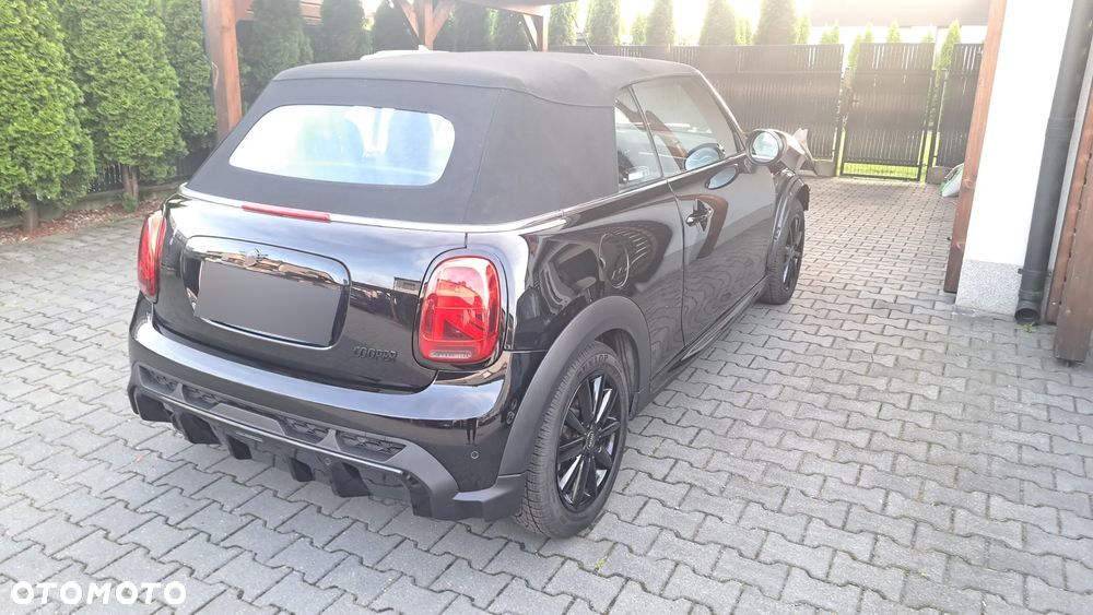 MINI Cooper John Works Trim - 1