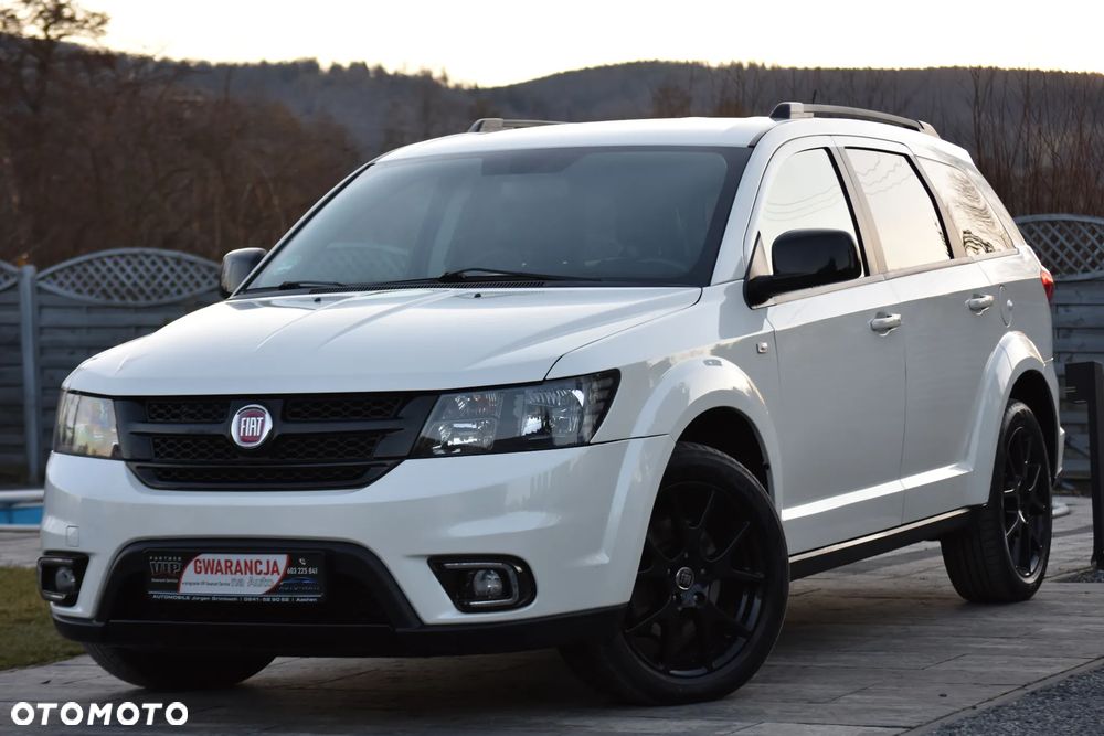 Fiat Freemont 2.0 Multijet 16V DPF Automatik Allrad Black Code