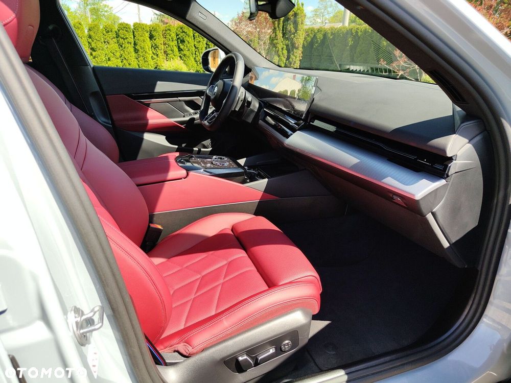 BMW Seria 5 - 23