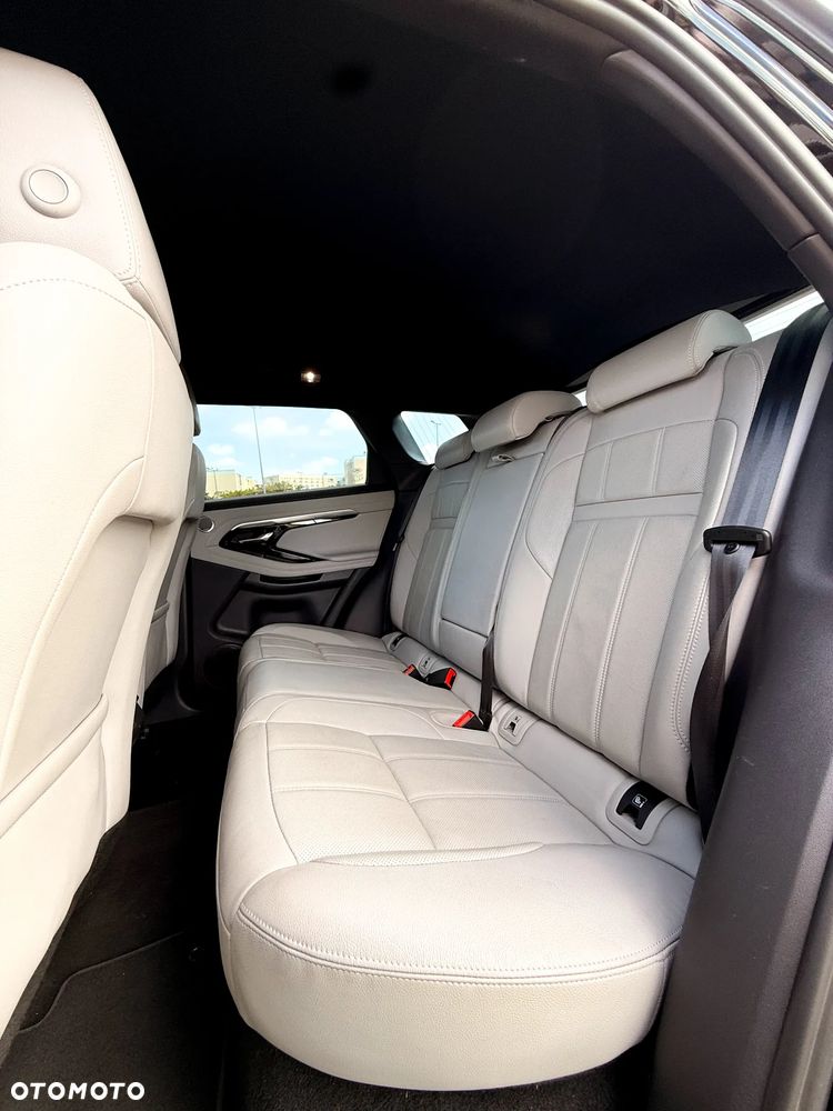 Land Rover Range Rover Evoque - 24