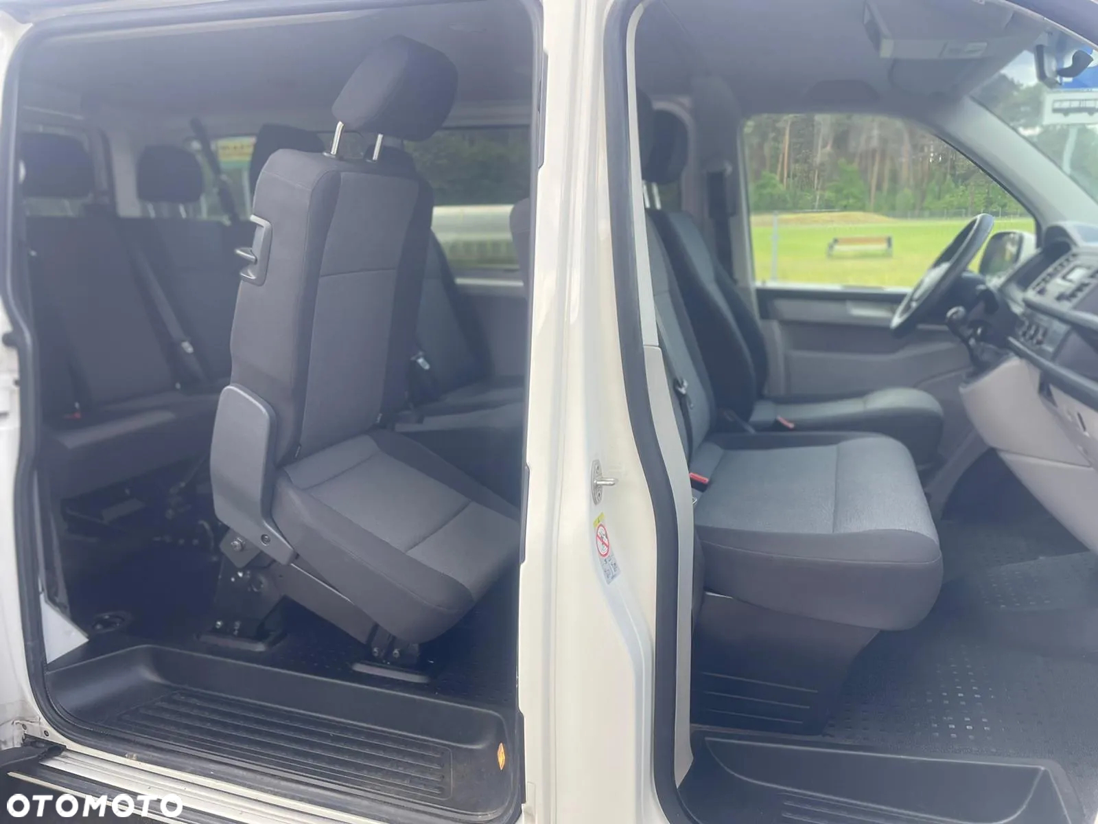 Volkswagen Transporter - 4