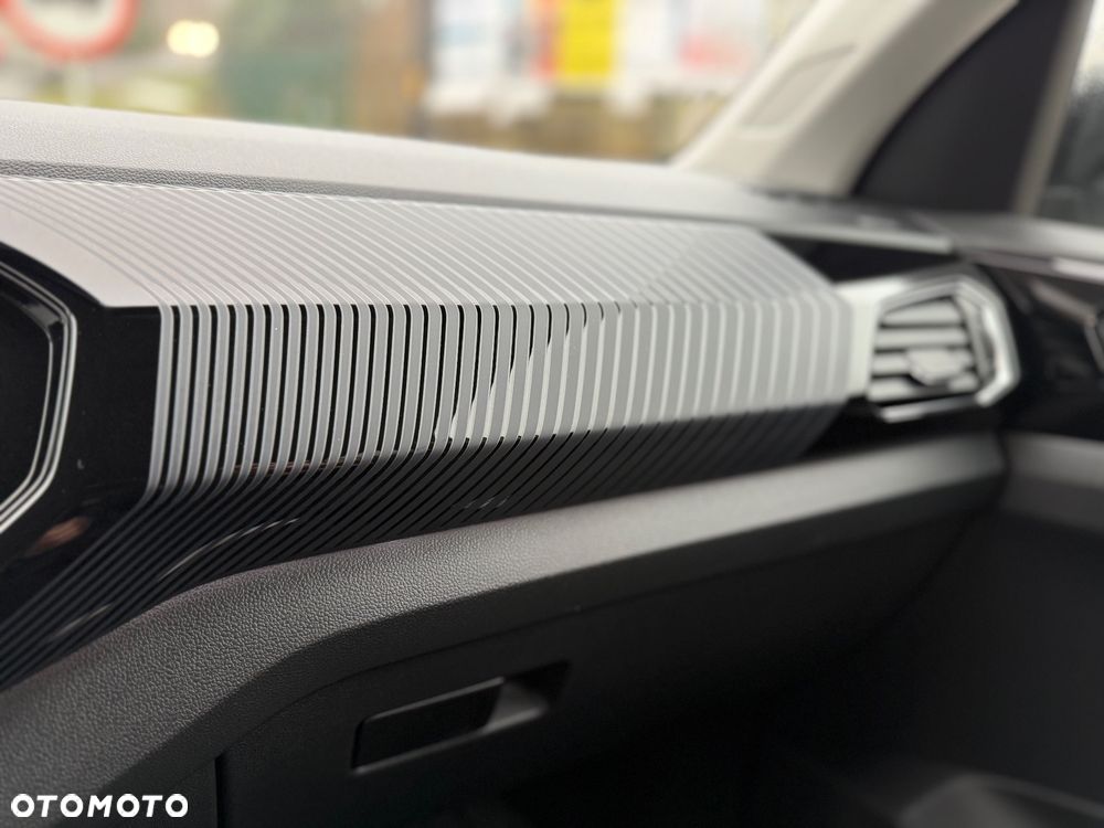 Volkswagen T-Cross 1.5 TSI ACT Active DSG - 21