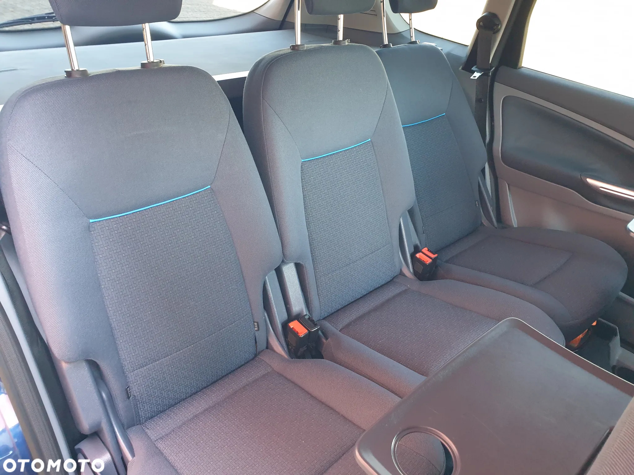 Ford S-Max - 24