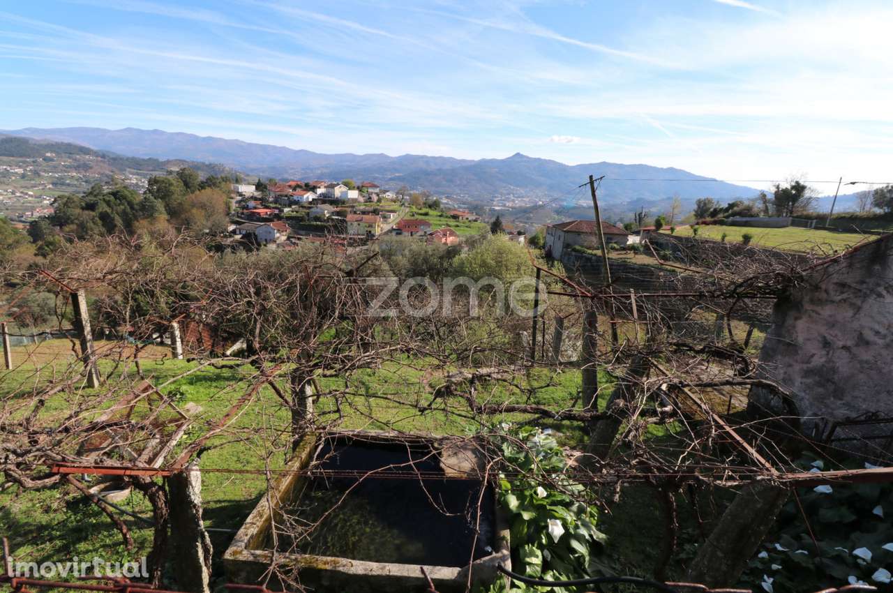 Ruína em Tabaçô, Arcos de Valdevez - Grande imagem: 4/17