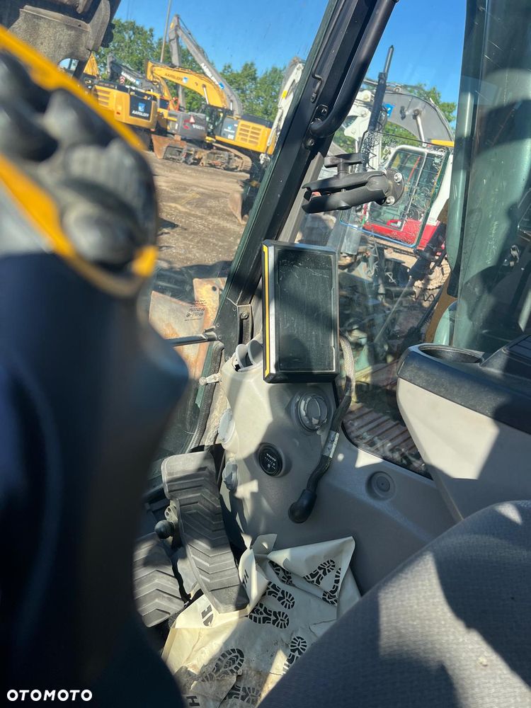 Volvo Ec250 - 11
