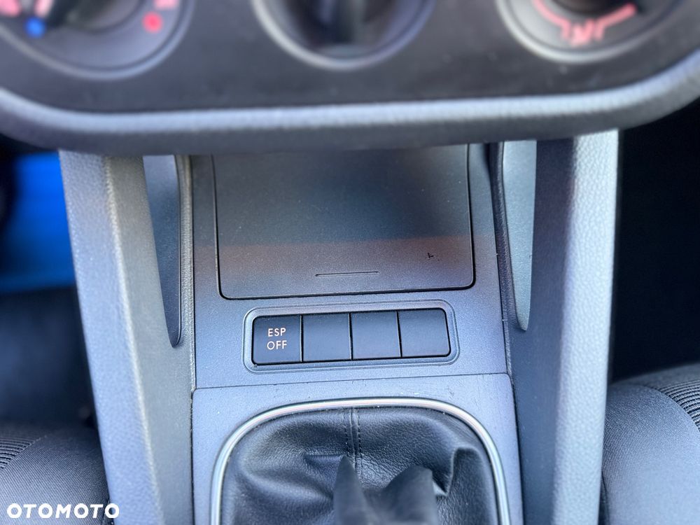 Volkswagen Golf - 29